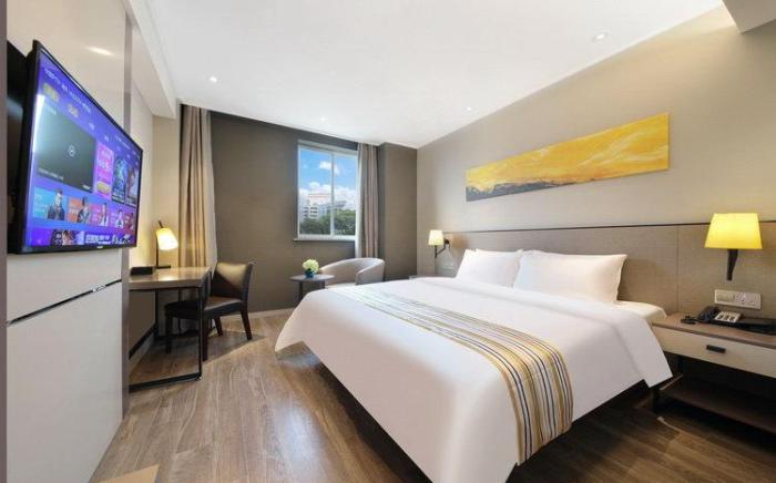 Home Inn Plus Wuhan Zhuankou Development Zone