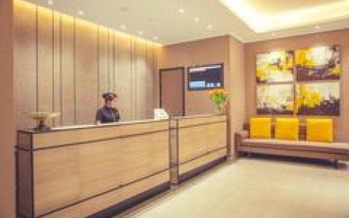 Home Inn Plus Shijiazhuang Tianshan Dajie Sea World