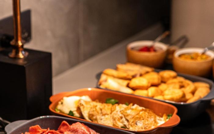 Home Inn Plus Qinhuangdao Railway Station Yingbin Road