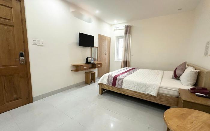 Hung Binh Hotel