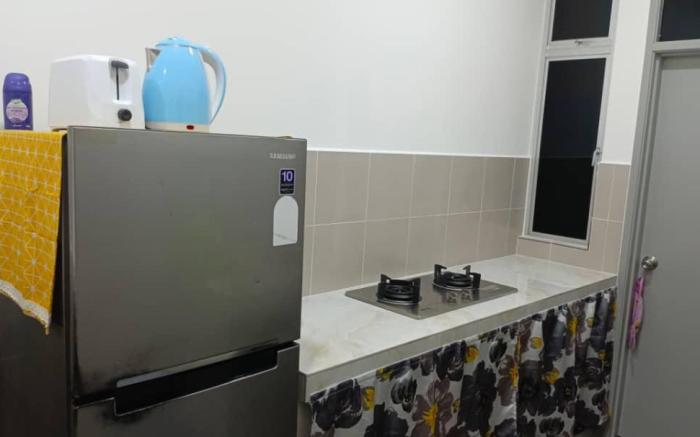 De' QE Homestay