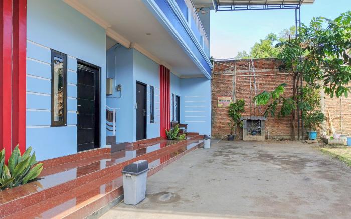 Joglo Guest House Syariah Mitra RedDoorz