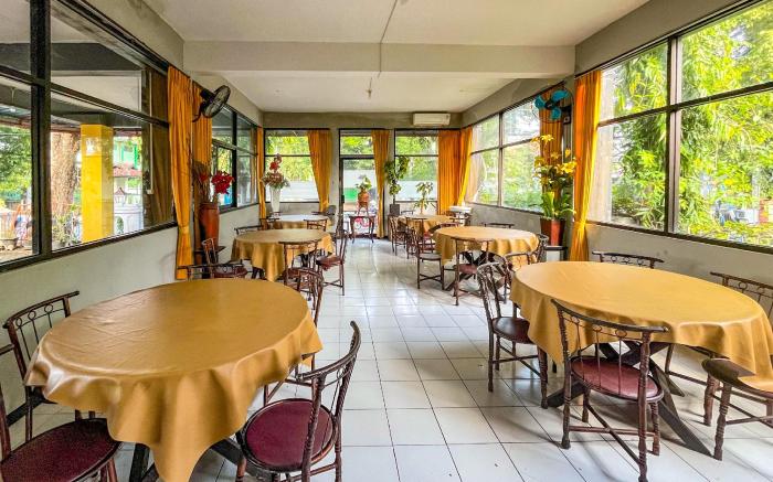 RedDoorz @ Hotel Tampiarto Probolinggo Jawa Timur