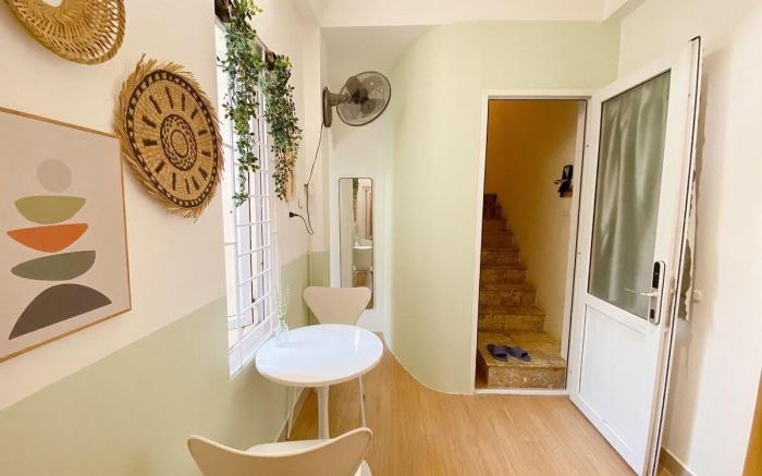 Lively 2BR Home *Balcony*OldQuarter*Boardgames