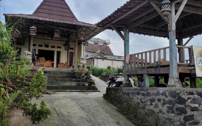 Ayem Tentrem Homestay