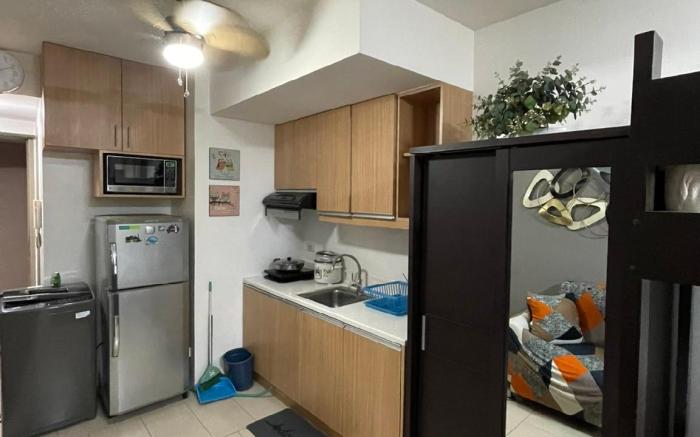 Makati City Antel Spa Residences 1615
