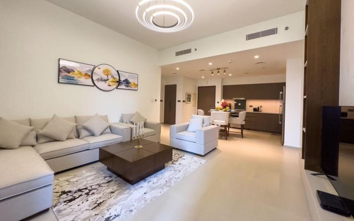 Elegant Style Brand new 2BDR in Heart of Downtown