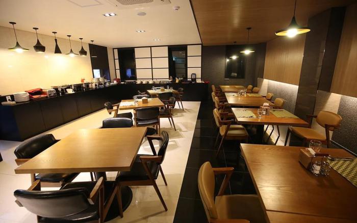 Elga Tourist Hotel