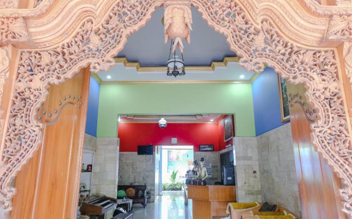 OYO 778 Guest House Amalia Malang