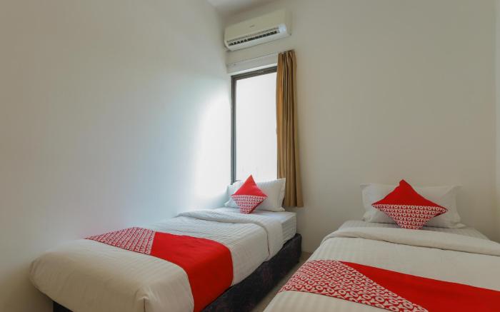 SUPER OYO 866 Idola Residence