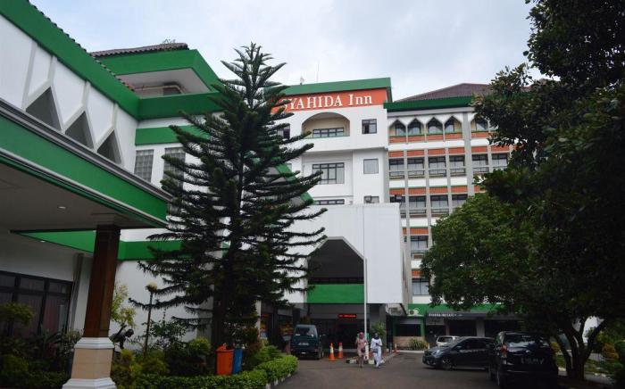 Adia Convention Center Hotel 