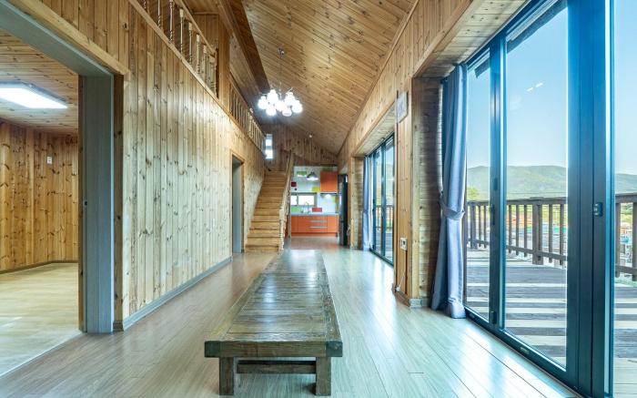 Gyeongju Byeolgwadaliyagi Dog-friendly pension
