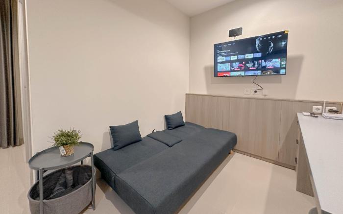 Good Design 1BR Grand Sungkono Lagoon By Travelio