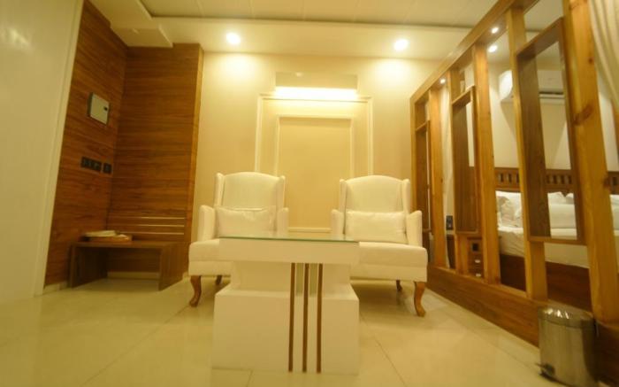 Myst luxury stays