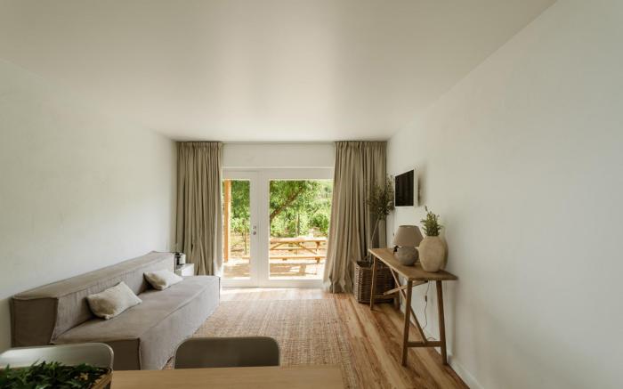 IMAGO Houses 1 - by MET