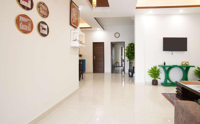 The White Orchid |2BR Villa |Dehradun By Homeyhuts