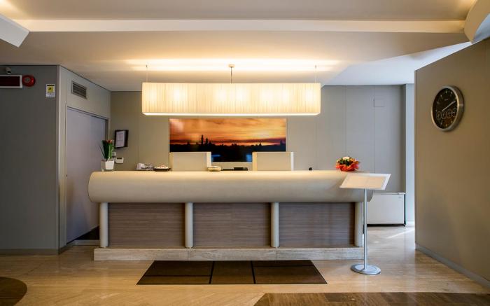 Hotel Executive 