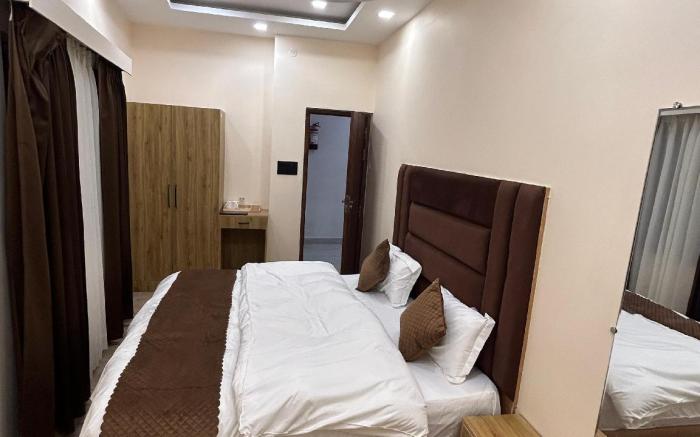 Peepal Hotel And Restaurant