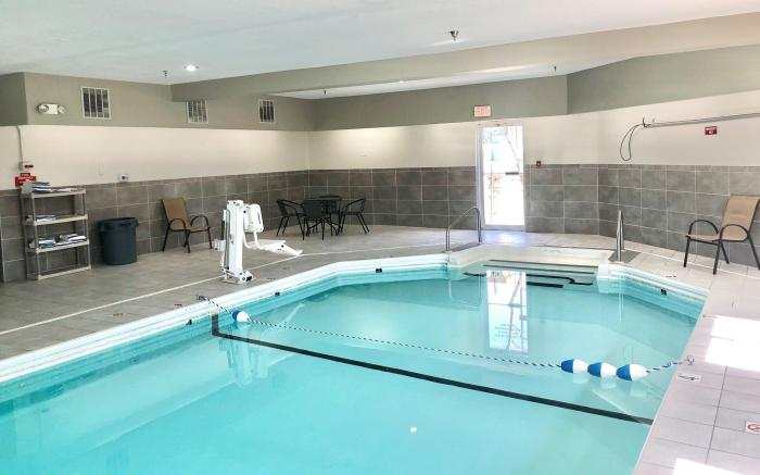 Red Roof Inn & Suites Omaha - Council Bluffs