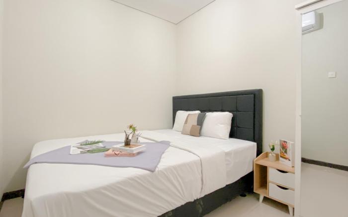 Brand New Restful 2BR Nifarro Park Apt By Travelio