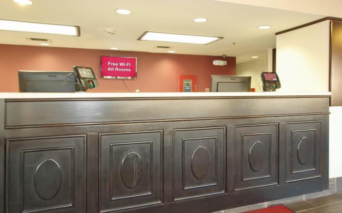 Red Roof PLUS+ Chicago - Hoffman Estates