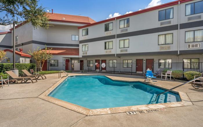 Red Roof Inn Houston - Brookhollow