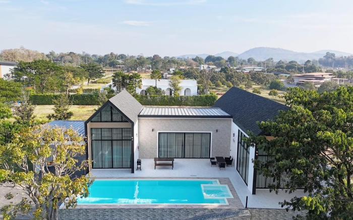 Vivian ves vill pool villa khao yai