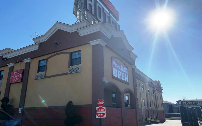 Red Carpet Inn Elmwood Park