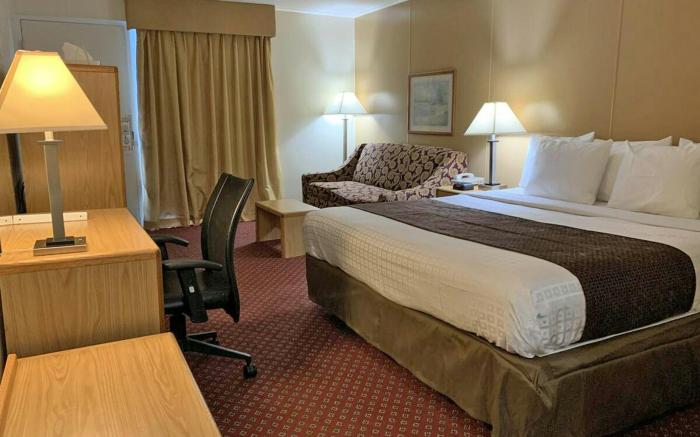Red Carpet Inn and Suites Ebensburg
