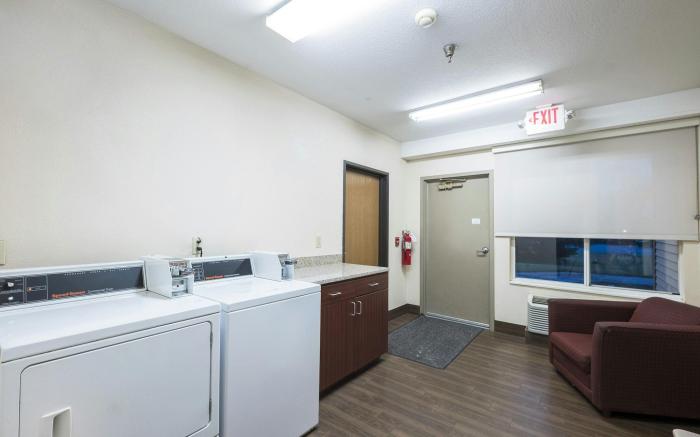 Red Roof Inn Columbus - Hebron