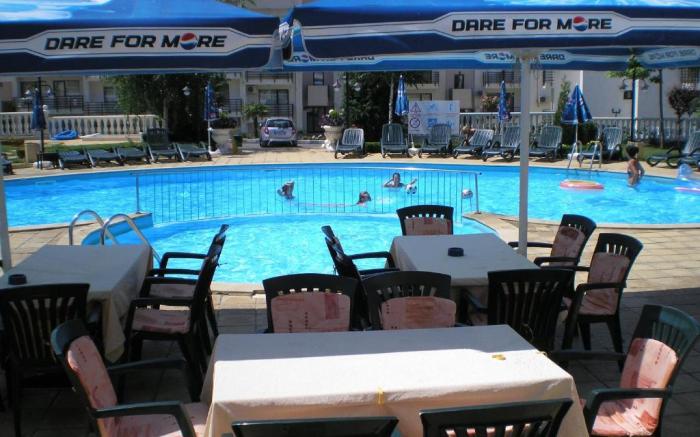 Lazur 1-5 Apartments Complex