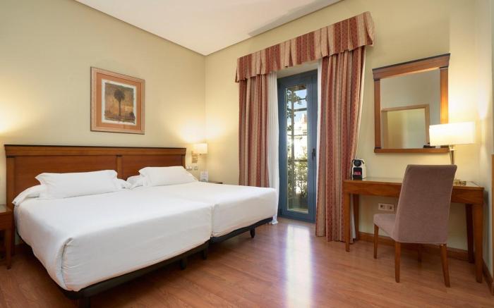 Hotel Becquer