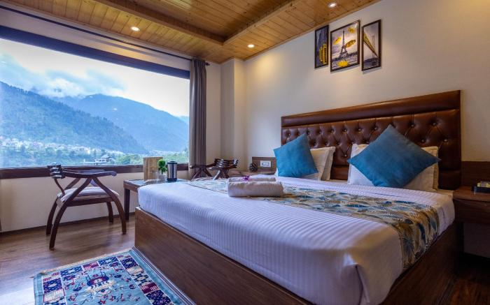 Himalayan Spurge Villa