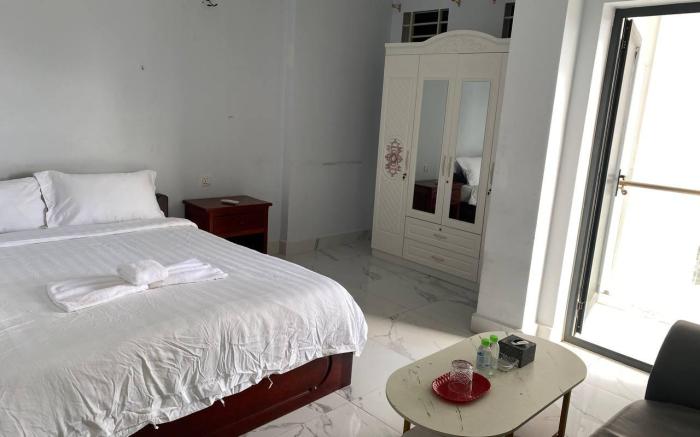 Hotel  368