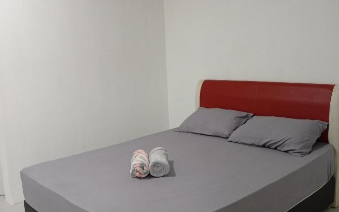 RoomStay Changloon with Air Conditioning & Full Privacy