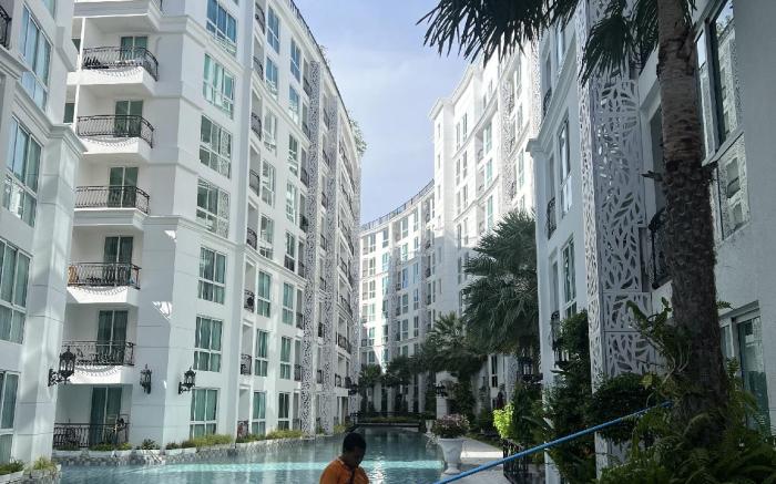 City Garden Olympus Condominium