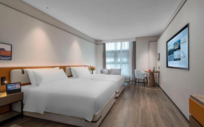 Vienna Classic Hotel Gongyi City Government