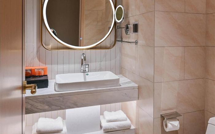 Vienna International Hotel Kunming Changshui Airport Terminal Modern Plaza