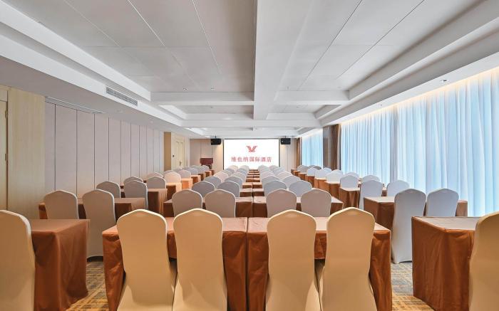 Vienna International Hotel Guangdong Shantou High-Speed Railway Station East Square