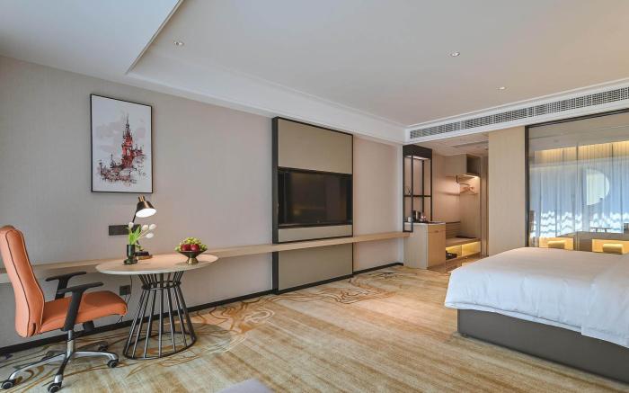 Vienna International Hotel Guangdong Shantou High-Speed Railway Station East Square