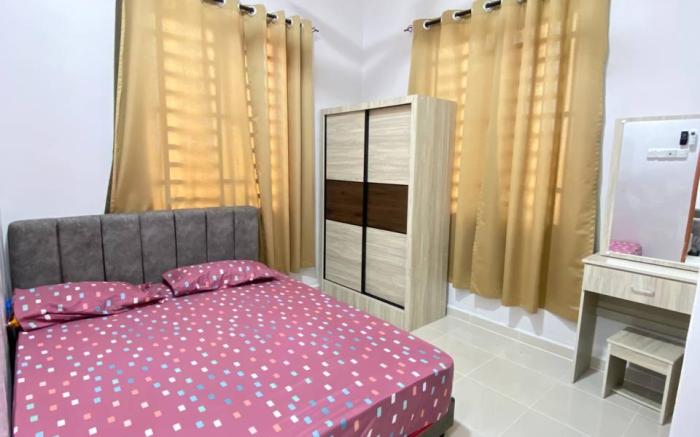 ARZ Homestay
