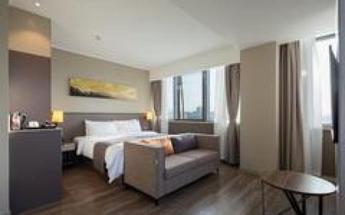 Home Inn Plus Guilin Railway Station Xiangbishan Park