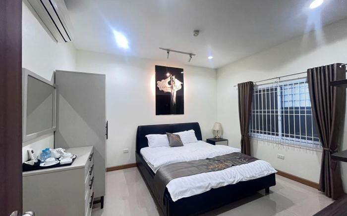 Paradise Hotel& Apartments 