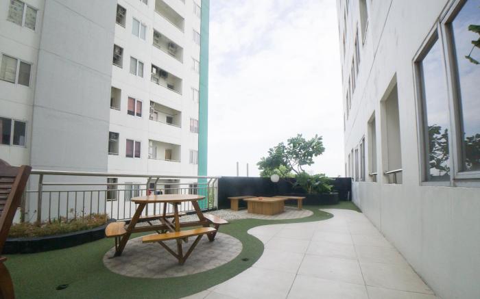 RedDoorz Apartment near Bundaran Satelit Surabaya 2