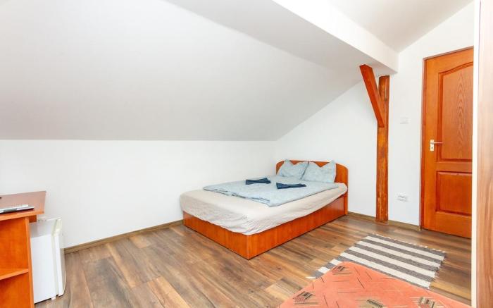Kincső Guesthouse Room no.10 byNW