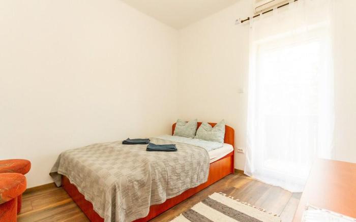 Kincső Guesthouse Room No.9 by NW