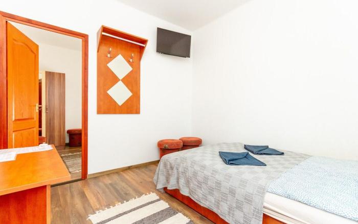 Kincső Guesthouse Room No.9 by NW