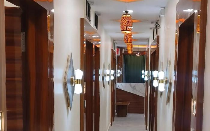 HOTEL SHAGUN INN C G ROAD 