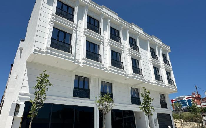 Hilltown Airport Hotel