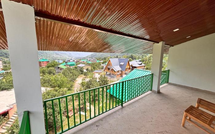 Manali Mornings